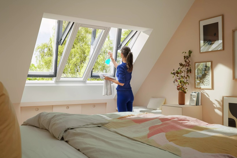 VELUX jumta logs, jumta loga tīrīšana, jumta loga apkope, VELUX GPU, VELUX DKY